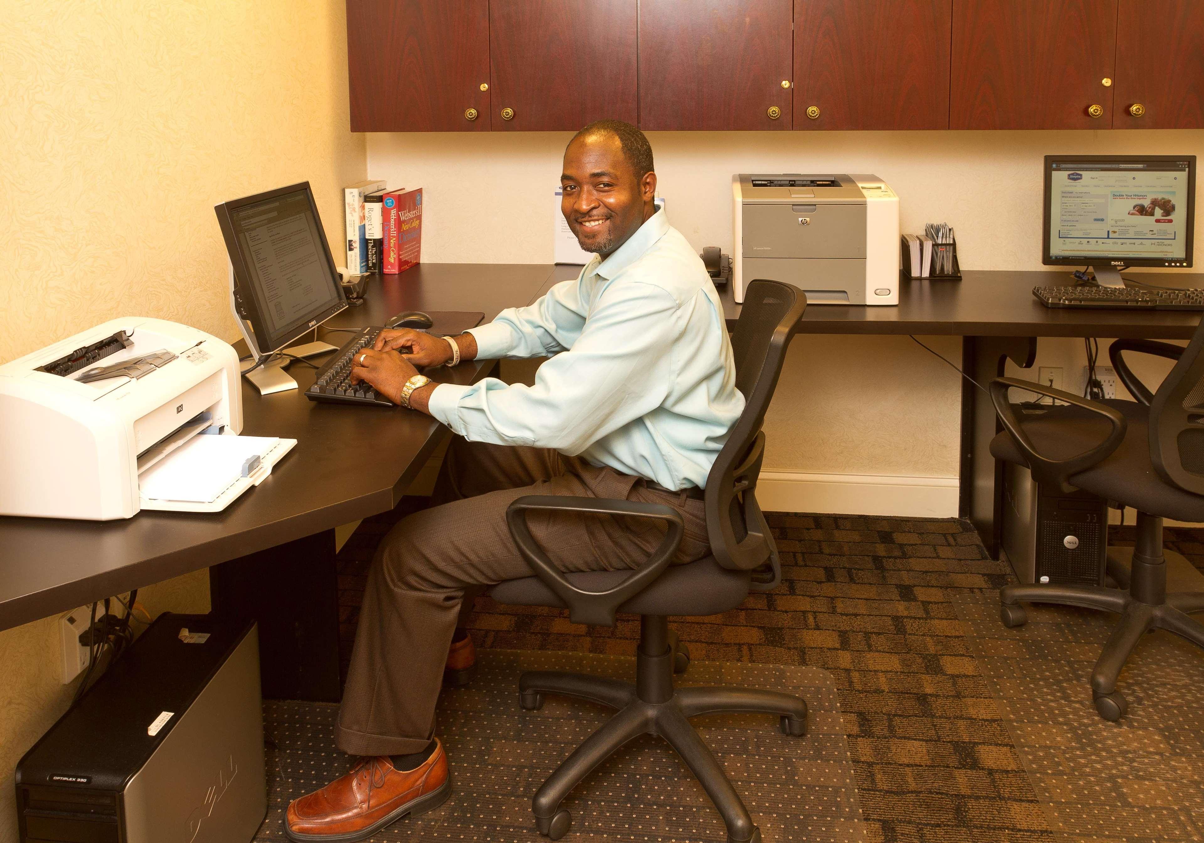 Hampton Inn & Suites Jacksonville-Airport Facilities photo