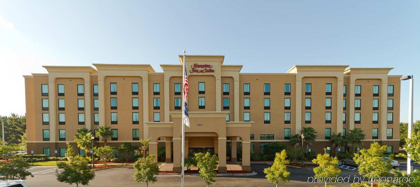 Hampton Inn & Suites Jacksonville-Airport Exterior photo
